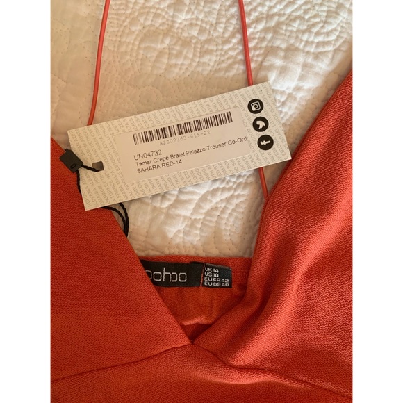 BOOHOO | matching red outfit - Picture 5 of 10